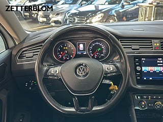 SUV Volkswagen Tiguan 12 av 20