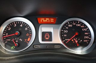 Halvkombi Renault Clio 14 av 17