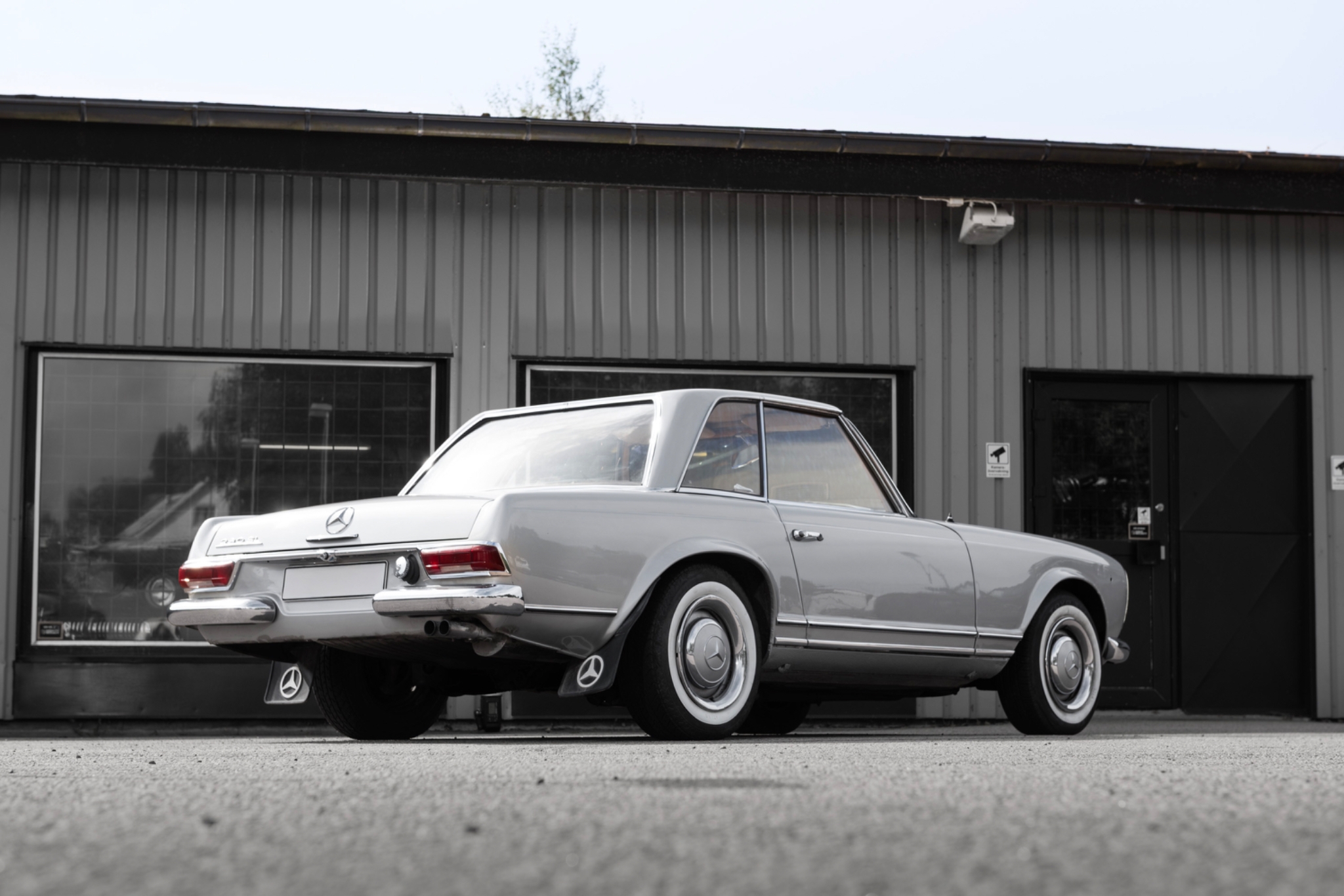 Mercedes-Benz 230 SL Pagoda UNIK lågmil 1966, bild 2/39