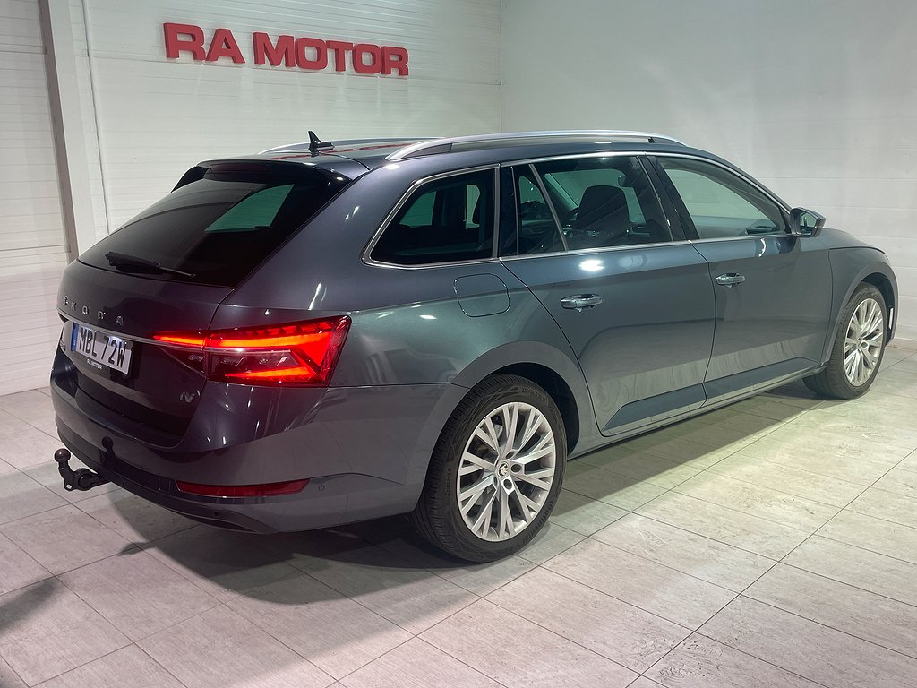 Skoda Superb iV Plug-in | Business | Style | Kamera | Läder 2022