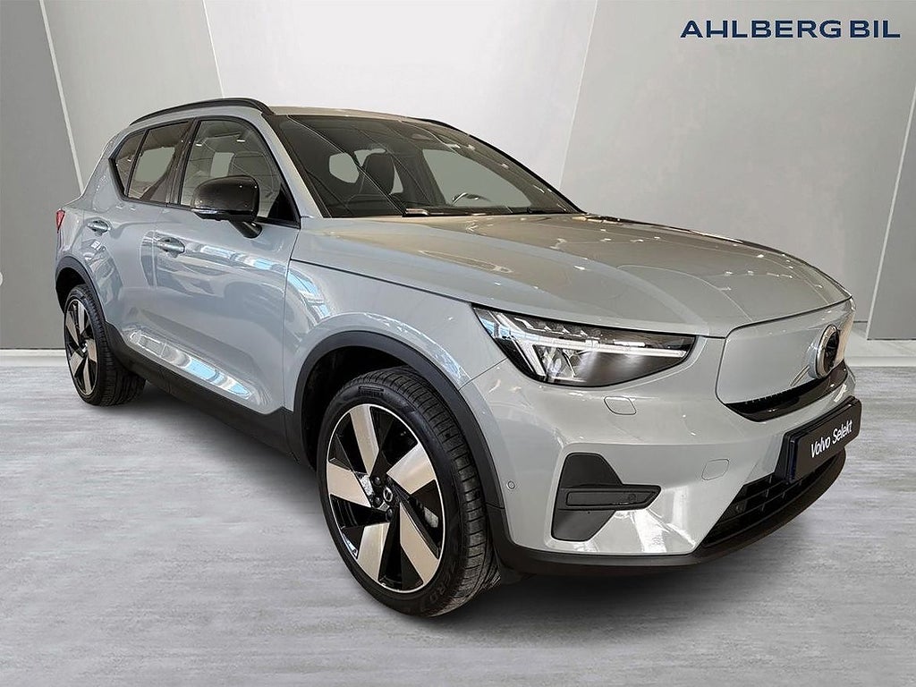 Volvo EX40 Single Motor Extended Range R Core SE, Dragkrok Halvautomatisk, 