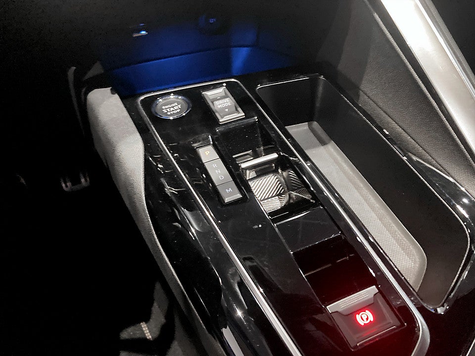 Bild på Peugeot 5008 GT 1.2 PT 130hk Aut 7-SITS B-KAMERA