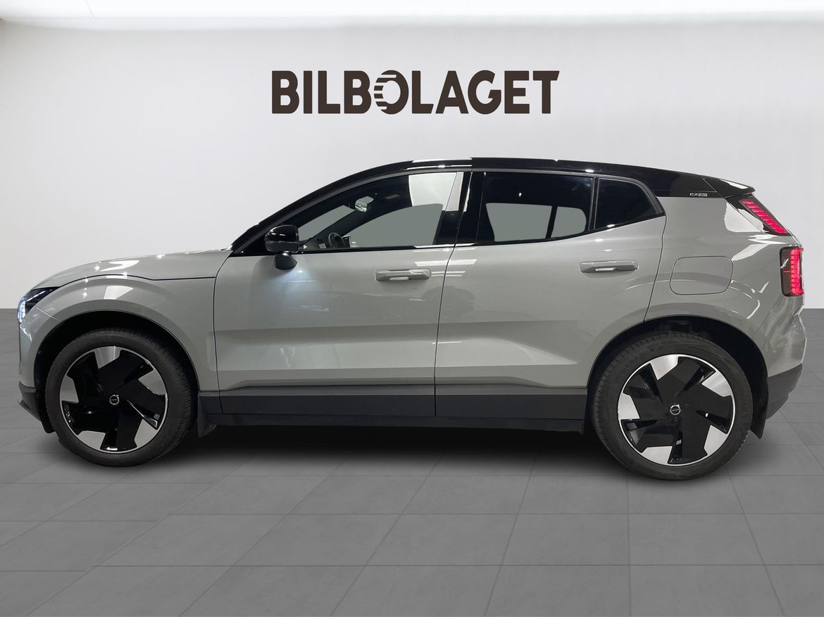 Volvo EX30 Extended Range Plus 2025, bild 2/10