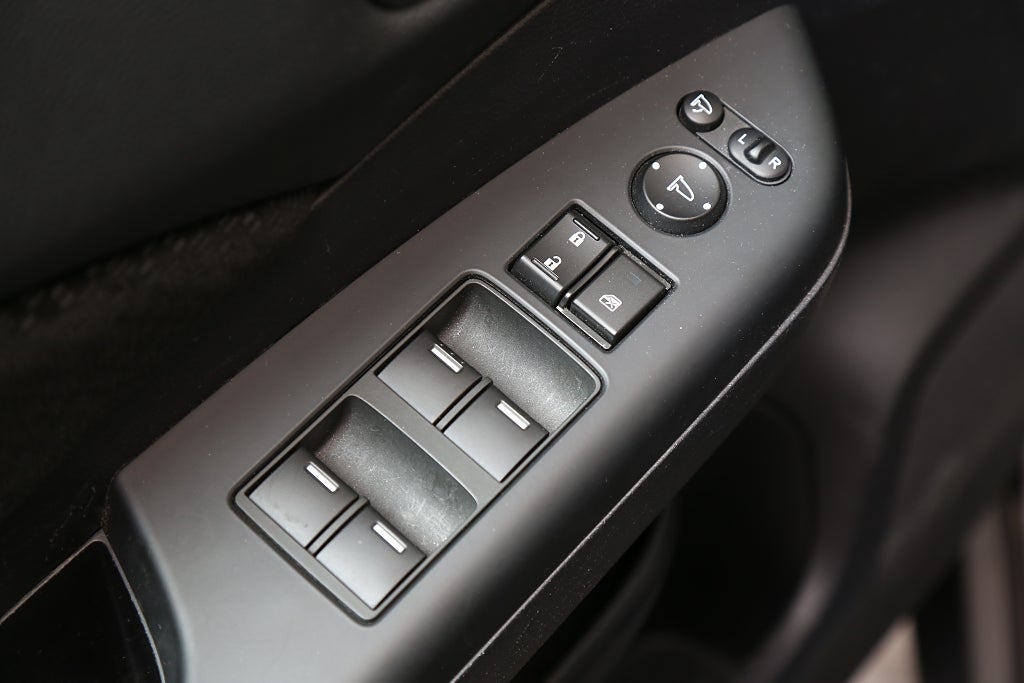 Honda CR-V 2,0 i-VTEC 155hk Elegance AWD Aut 1ägare Motorv Drag