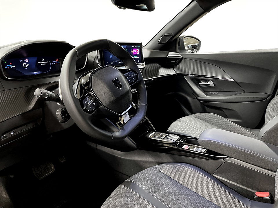 Bild på Peugeot 2008 Allure 1.2 PT 130hk Aut B-KAMERA CARPLAY