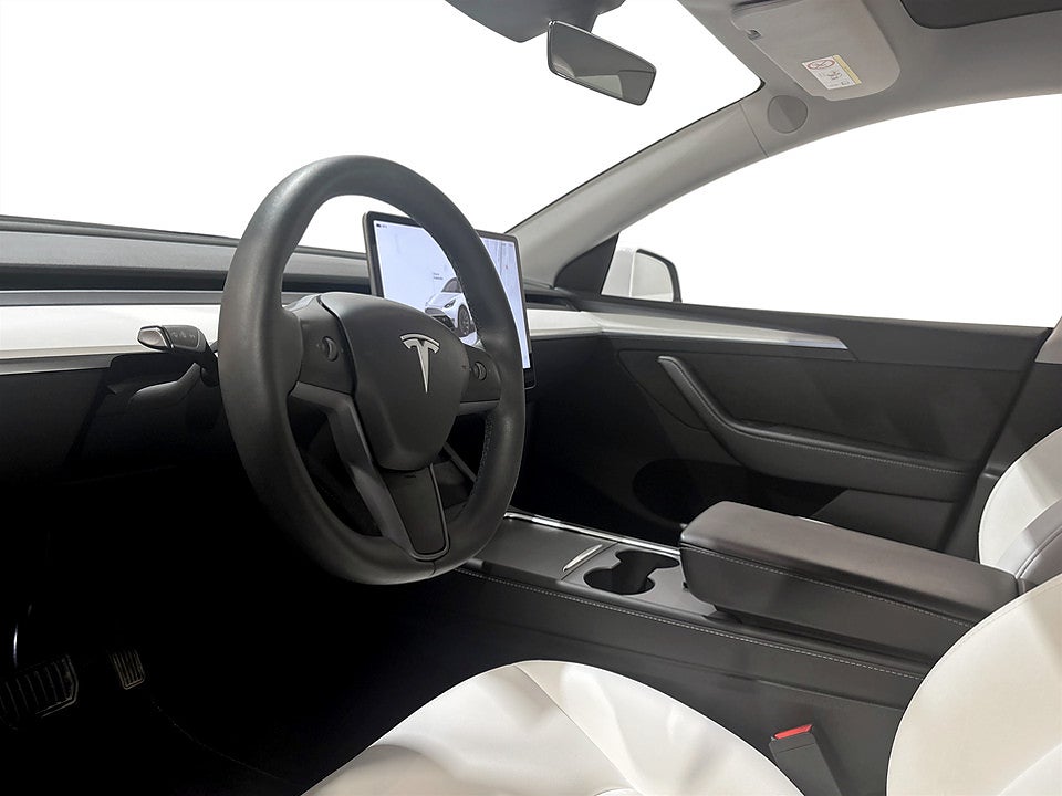 Bild på Tesla Model Y Standrad Range 299hk Aut RWD 360° KAMERA ELSTOL