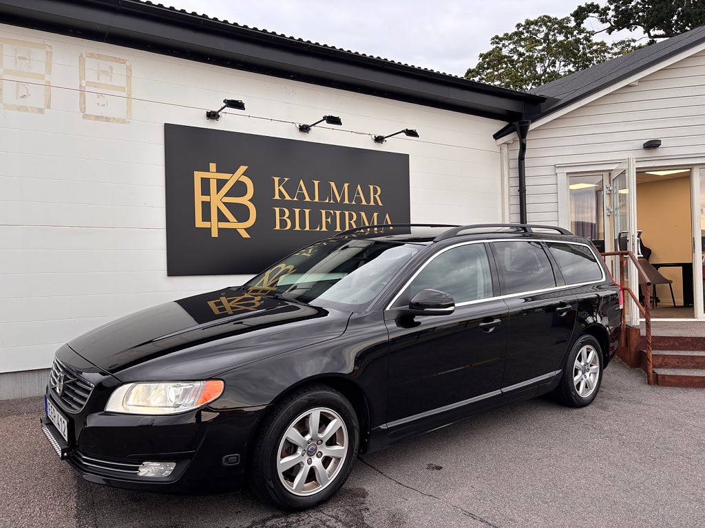 Volvo V70 T4F Momentum, Välservad, Dragkrok, SoV-Däck