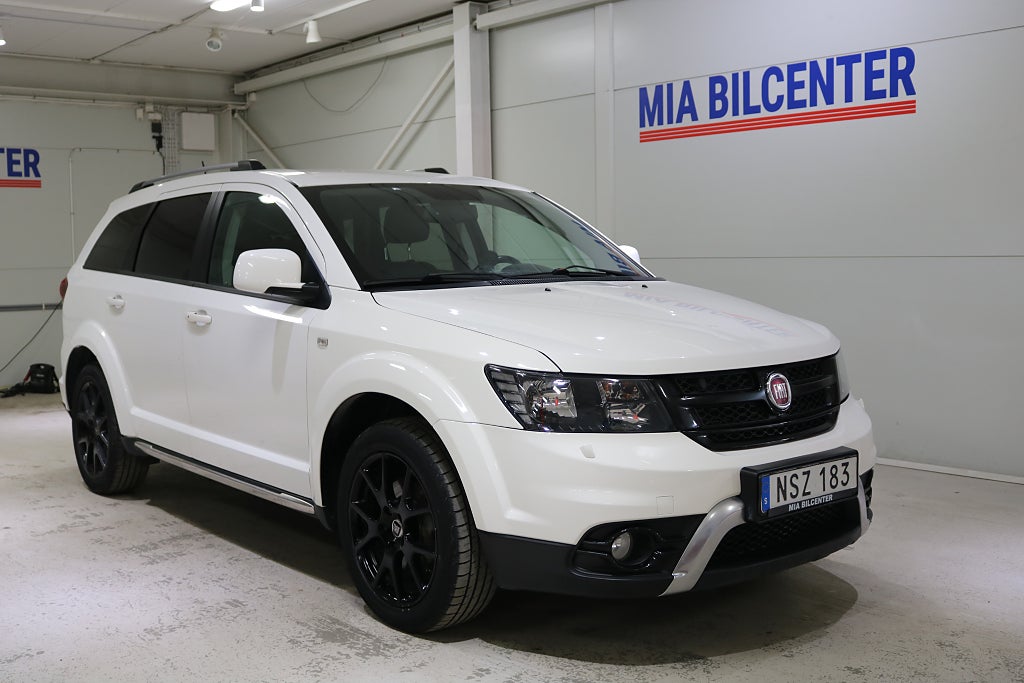 Fiat Freemont 2.0  4x4 7sits / 2st barn stol inbyggda / Dvd tak 