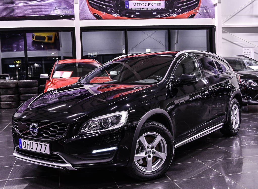 Volvo V60 Cross Country D4 Summum Euro 6|Volvo on Call|Navigation|D-Värmare