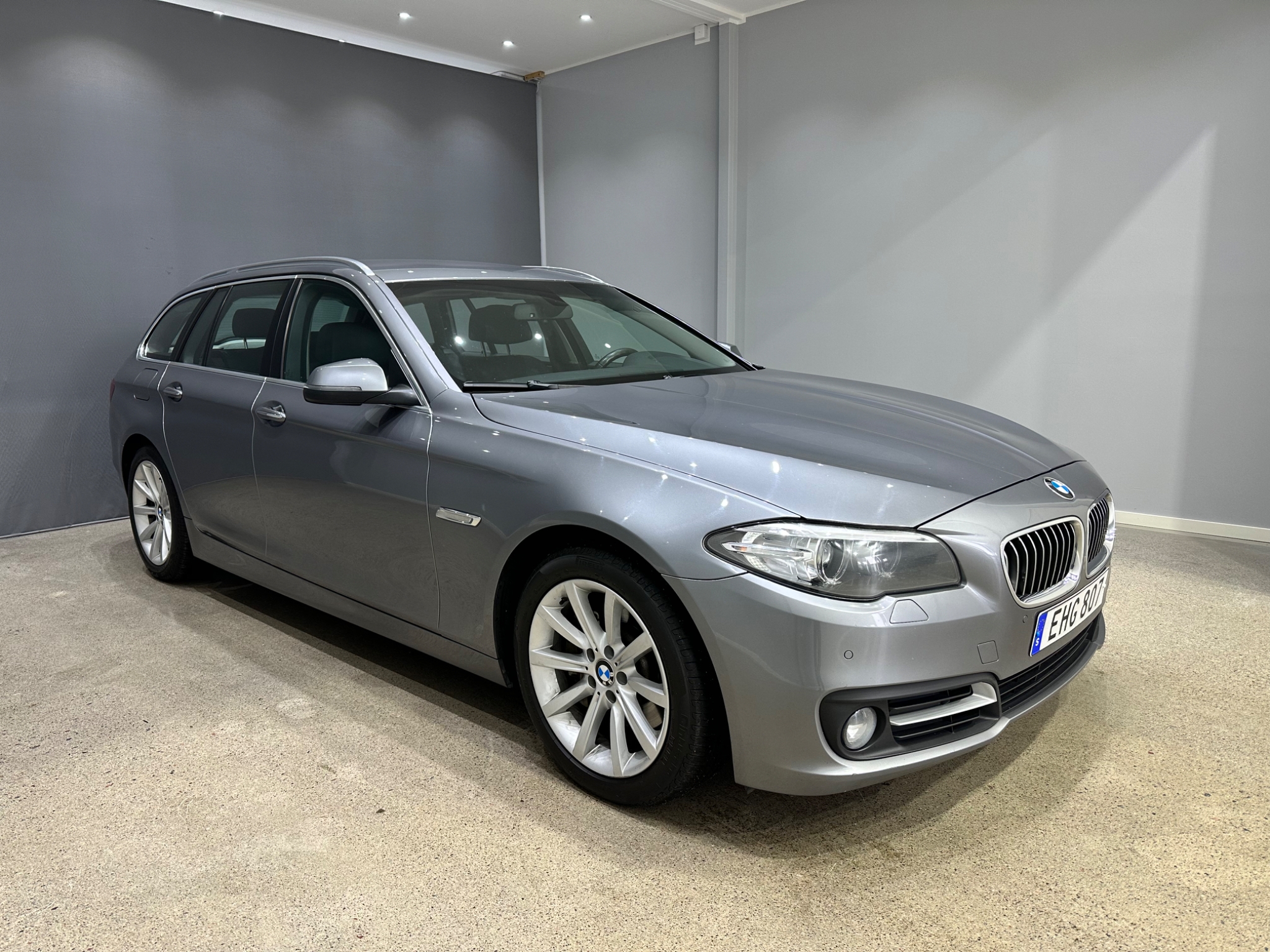 BMW 530 XD / TOURING STEPTRONIC 2014, bild 3/47