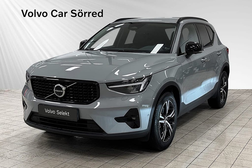 Volvo XC40 B3 FWD Bensin Plus Dark