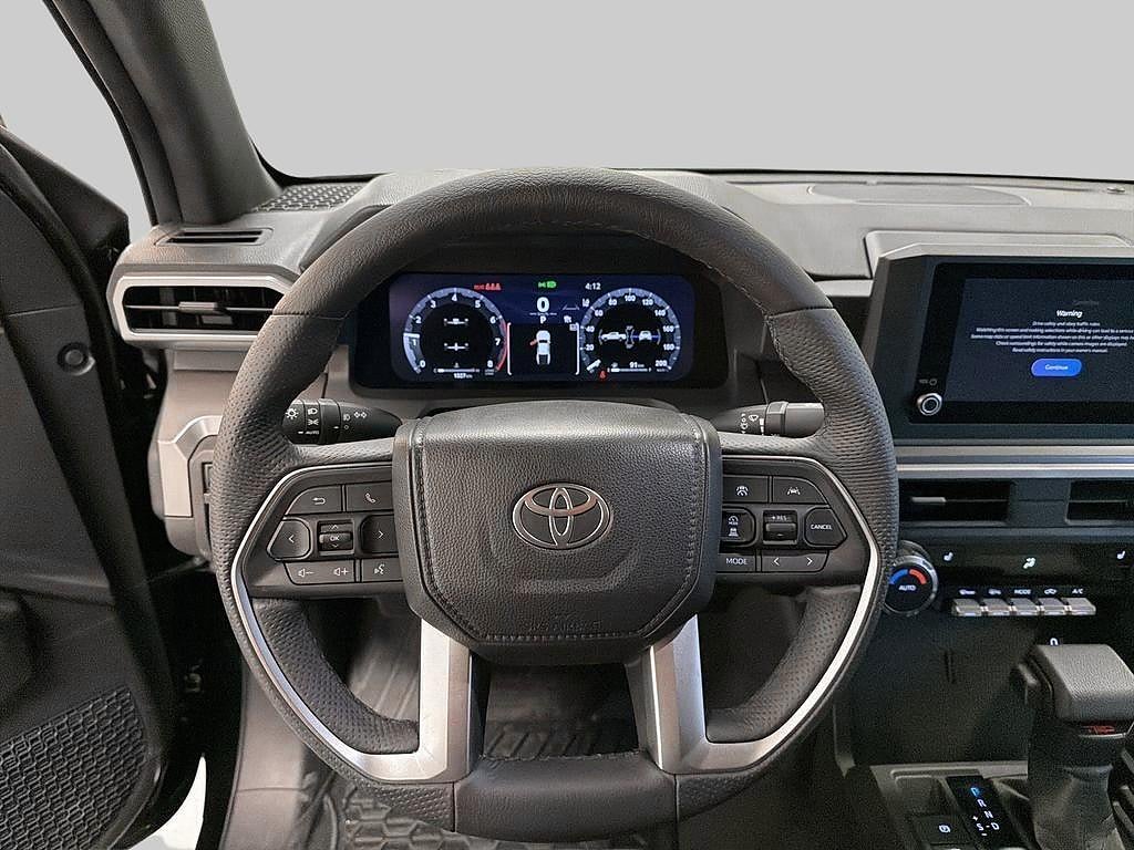 Toyota Tacoma 2025 - miniatyr 9