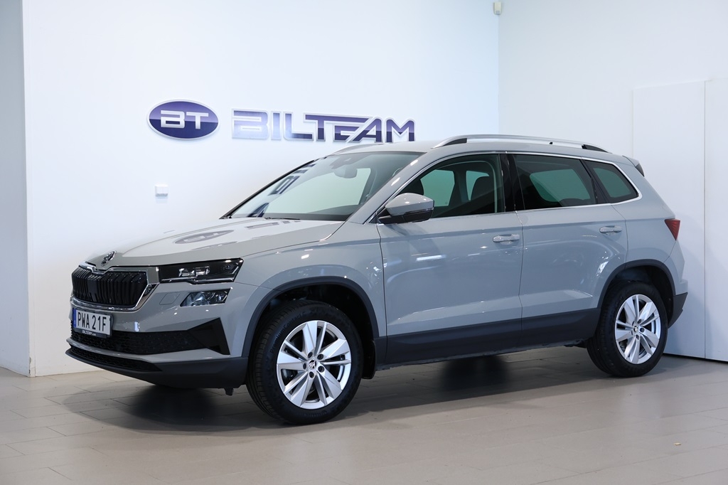 Skoda Karoq 2023, bild 2/10