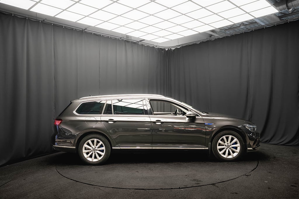 Volkswagen Passat GTE B-VÄRMARE DRAG COCKPIT MATRIX KAMERA MOMS