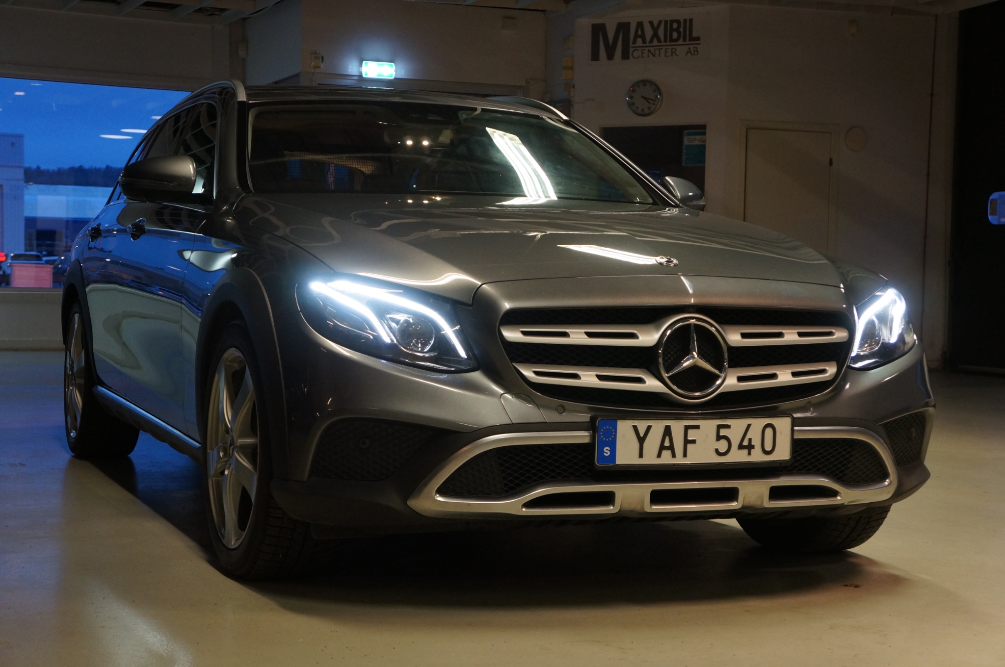 Mercedes-Benz E 2018, photo 2/33