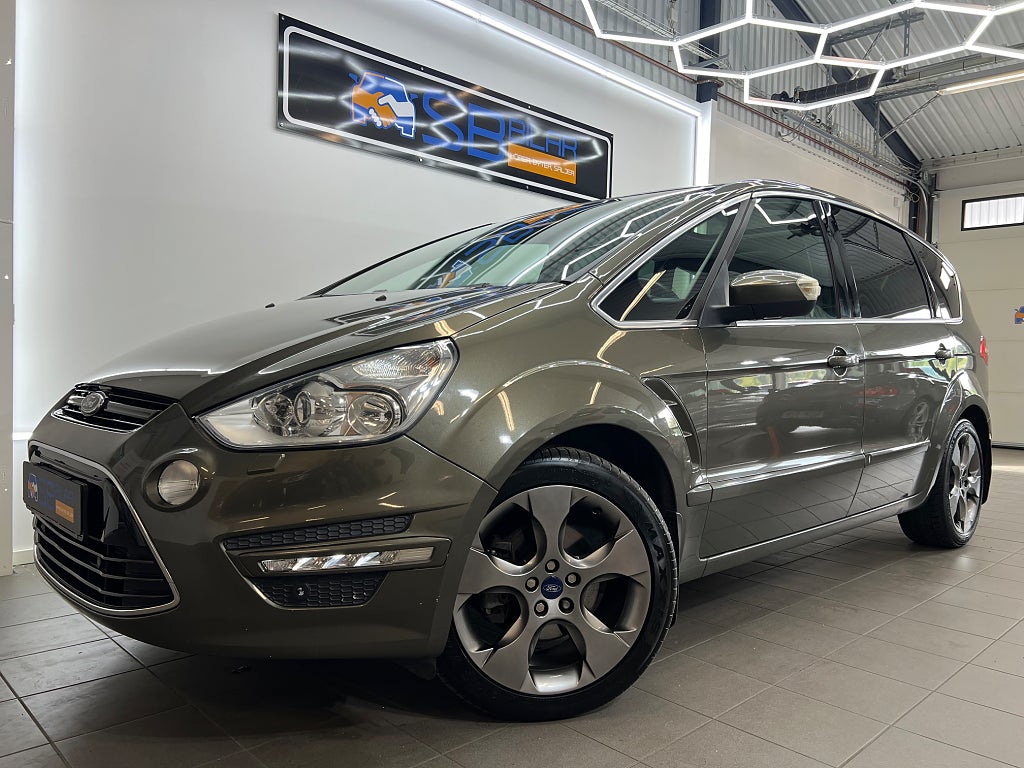 Ford S-Max 2.2 TDCi Manuell, 200hk Business Pano Drag 7-sits Skinn