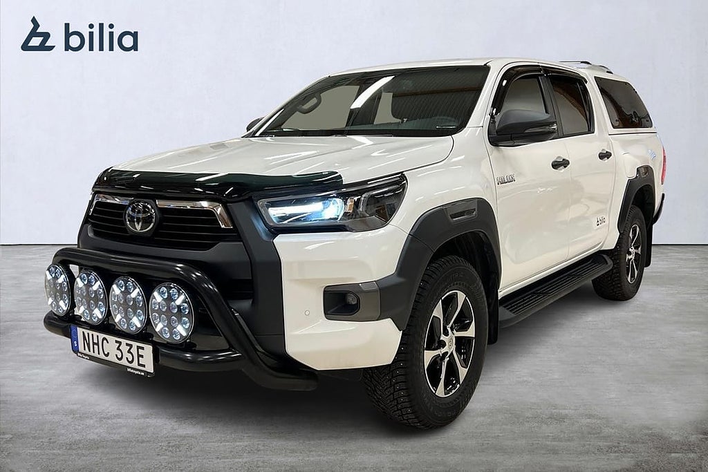 Toyota Hilux Dubbelhytt D-CAB 2,8 D-4D MHEV AUT6 4WD INVINCIBLE KOMFORTPA...