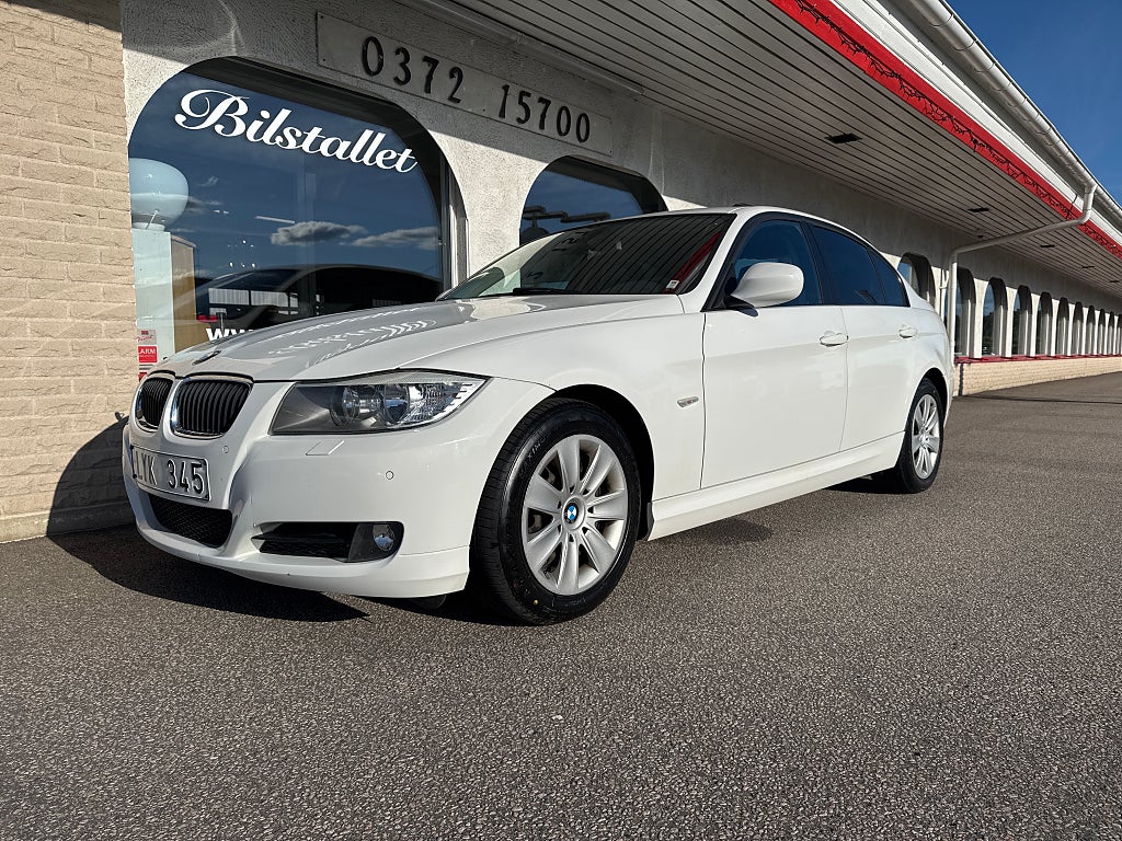 BMW 318I Aut Steptronic Sedan Comfort OBS! Tar olja!