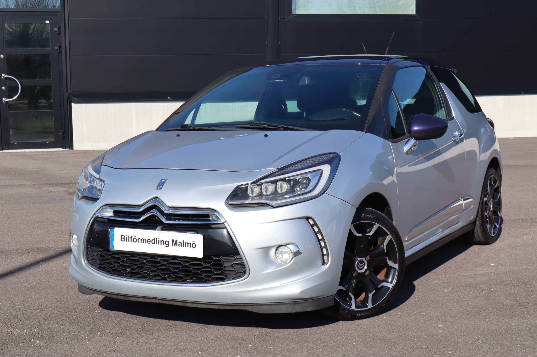 Citroen DS3 1.6 THP Euro 5 / Fullservad 2014, photo 2/41