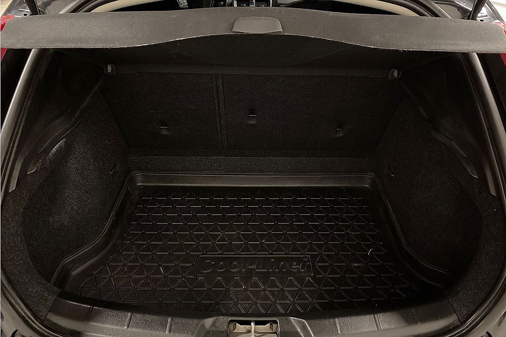 Volvo V40 T3 Business II, Drag, Fr 2,95%, tonade rutor