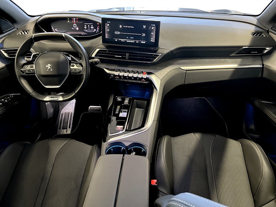 Bild på Peugeot 5008 GT 1.2 PT 130hk Aut 7-SITS B-KAMERA 