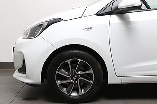 Halvkombi Hyundai i10 8 av 20