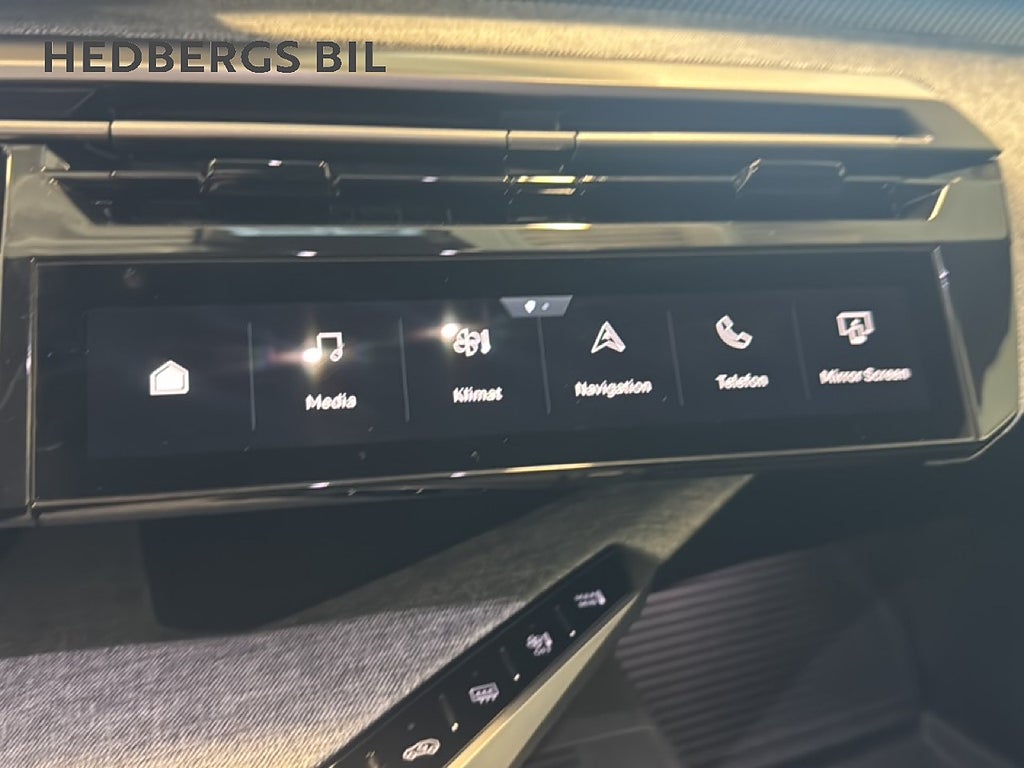 Peugeot 3008 Hybrid 1.2 PureTech 146HK thumbnail