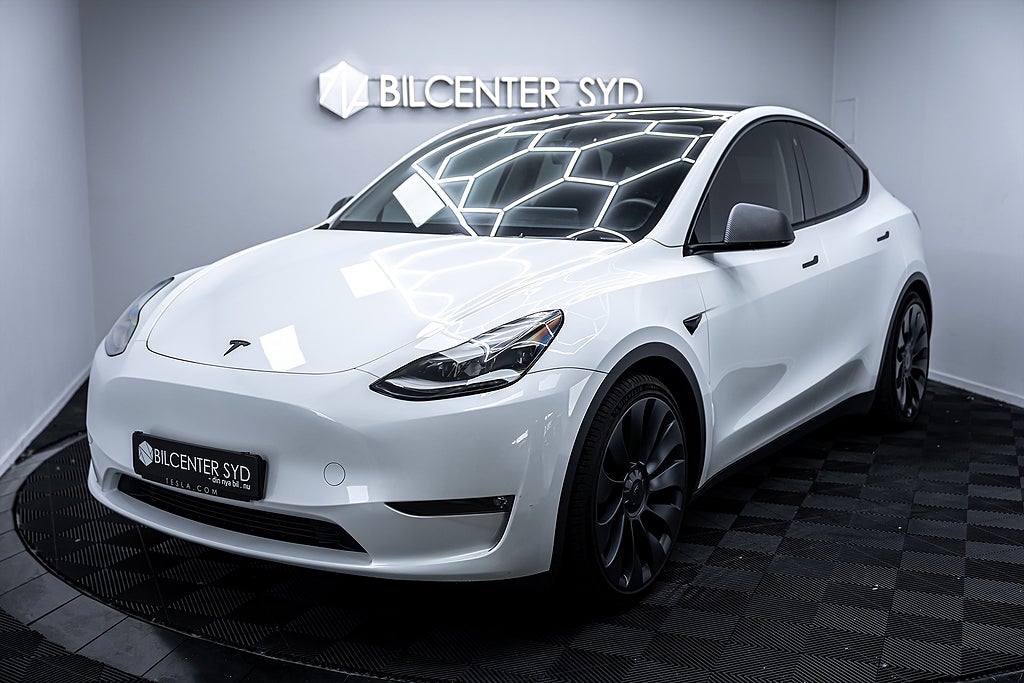Tesla Model Y Performance | Wood Décor | 534hk