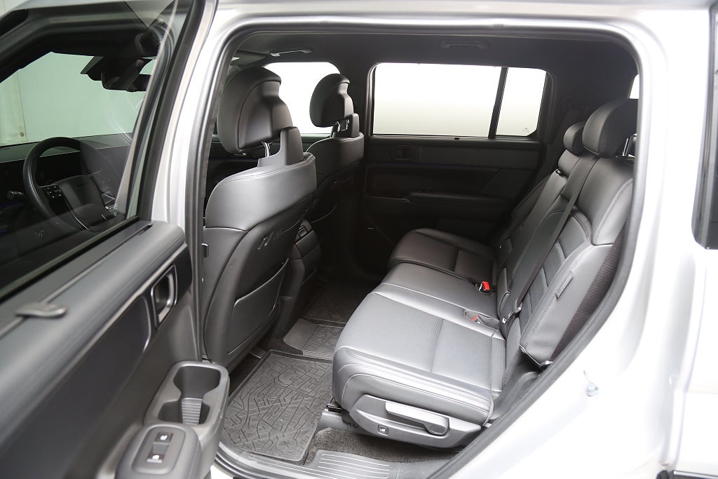 Hyundai Santa Fe PHEV 4WD 252HK Calligraphy Line 7-sits 2025