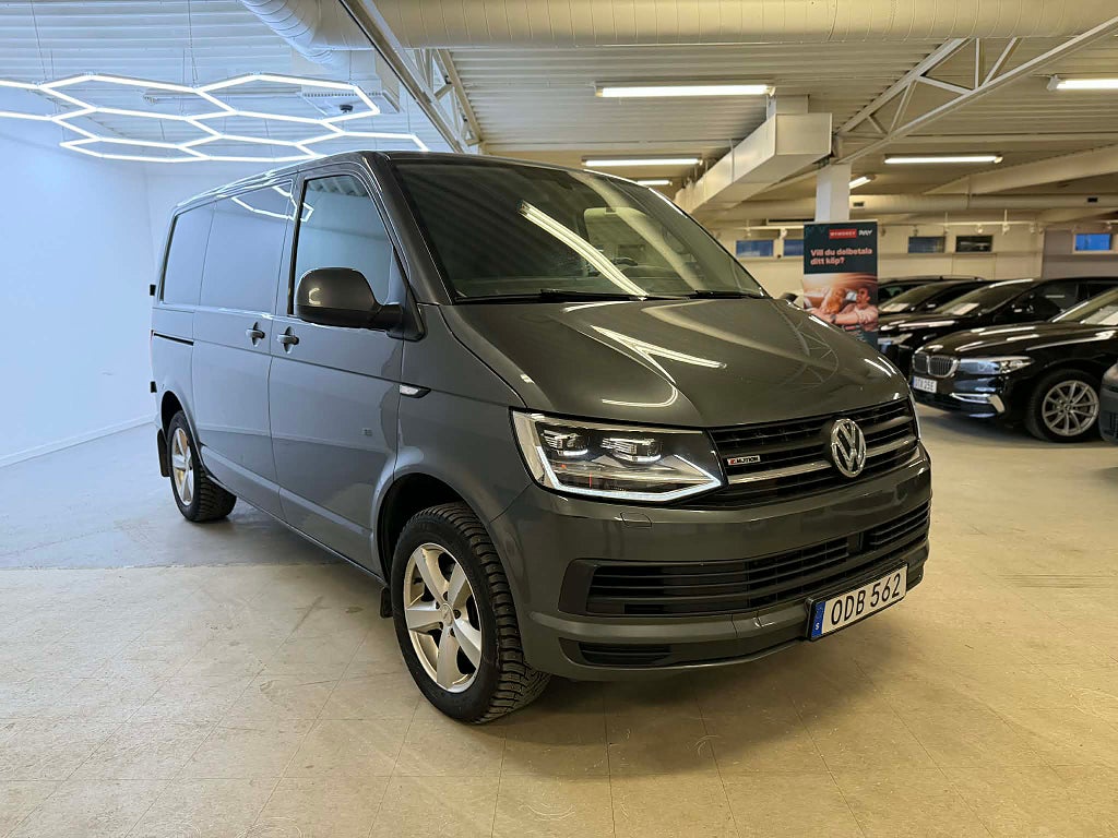 Volkswagen Transporter T30 2.0 TDI 4Motion Dragkrok D-Värm Navi Sensorer