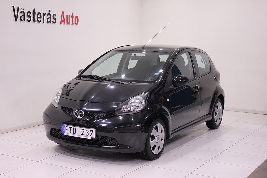 Toyota Aygo 5-dörrar1.0VVT-i Automat MultiMode 5000 Mil 68hk