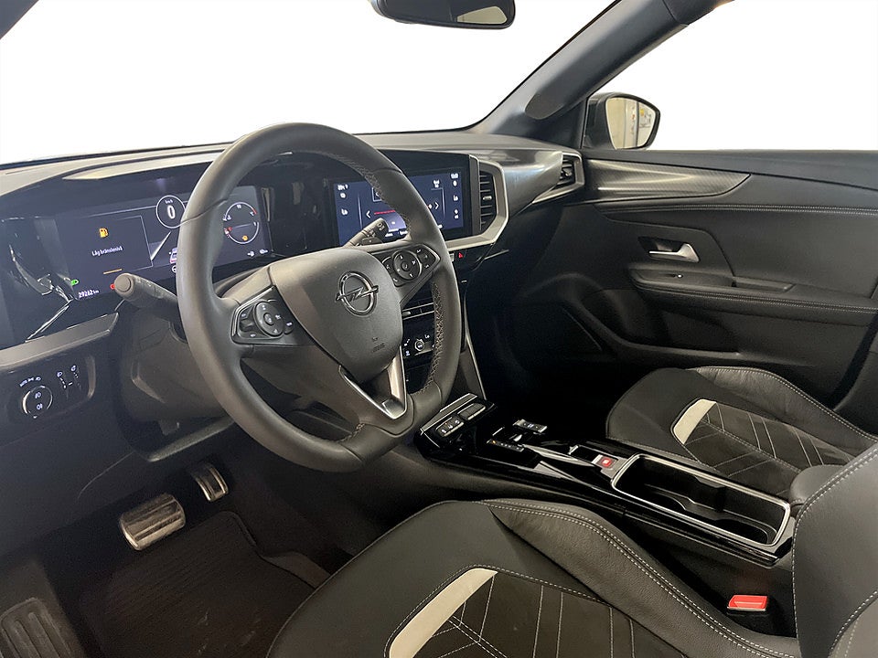 Bild på Opel Mokka Ultimate 1.2 PT 130hk Aut B-KAMERA CARPLAY