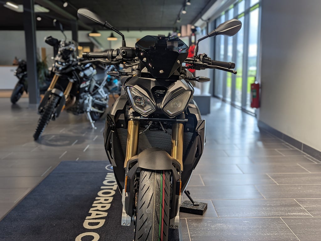 BMW S1000R/ Beställ redan idag!