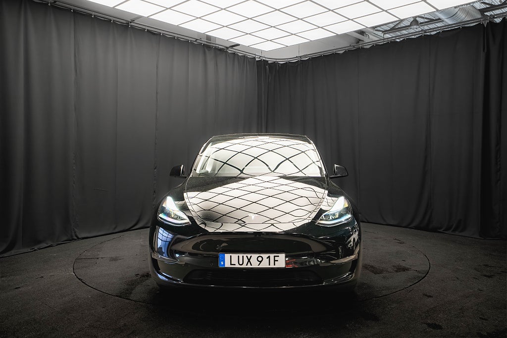 Tesla Model Y Long Range AWD DRAG 20'' ACC-BOST PANORAMA 1-ÄGARE MOMS
