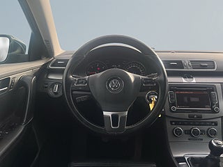 Volkswagen Passat Variant 2.0 TDI Drag/P-Värm/P-Sens/S&V-Hjul/Ad. farth.
