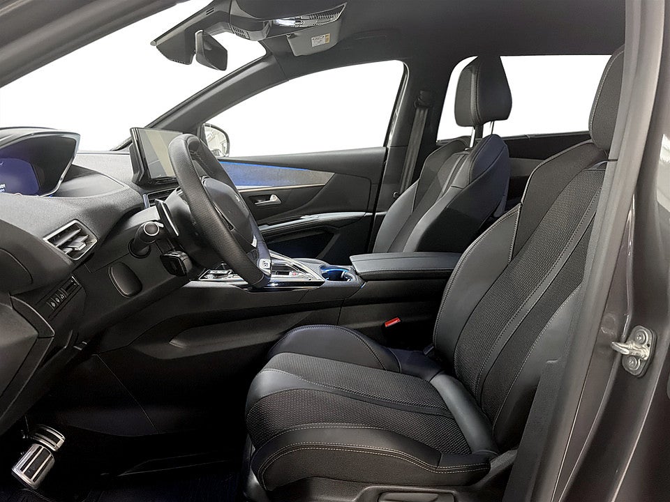 Bild på Peugeot 5008 GT Black Pack 1.2 PT 130hk Aut - 7-SITS, NAVI