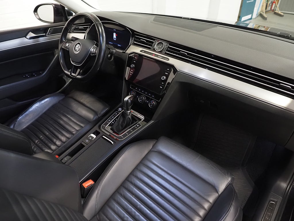 Volkswagen Passat SC 2.0 TDI 4Motion GT R-Line Cockpit Drag Skinn Kamera 2018