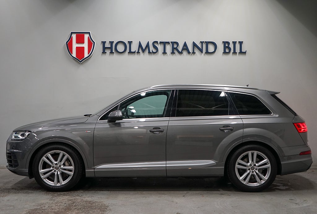 Audi Q7 TDI V6 272hk S Line 7-sits Drag Dvärm BOSE 4zon Luft