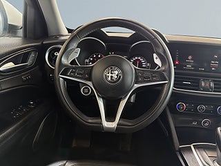 Alfa Romeo Stelvio 2.0 Turbo 16V Q4 S&V-hjul MoK-värm Kamera Rattvärme – bild 9