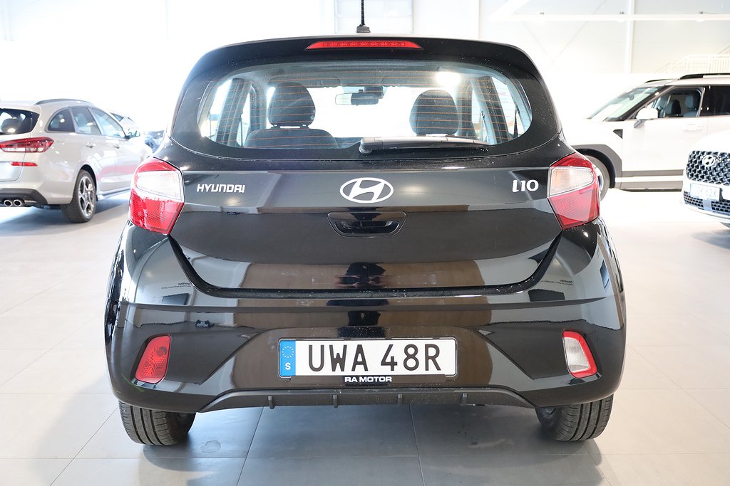 Hyundai i10 1,0 MPi 67hk AMT Essential Aut CarPlay Leasbar 2024