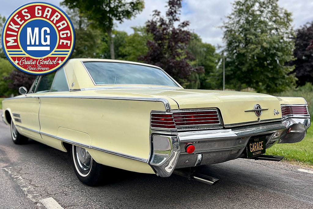 Chrysler 300 Sport Coupé • ORIGINALMOPAR MED 383 BIG BLOCK!!