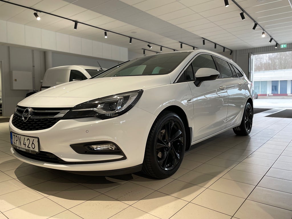 Opel Astra Sports Tourer 1.4 DIT Dynamic *Vinterhjul. *En ägare