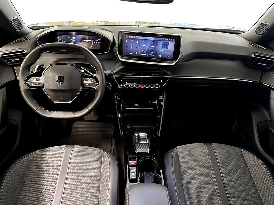 Bild på Peugeot 2008 Allure 1.2 PT 130hk B-KAMERA CARPLAY