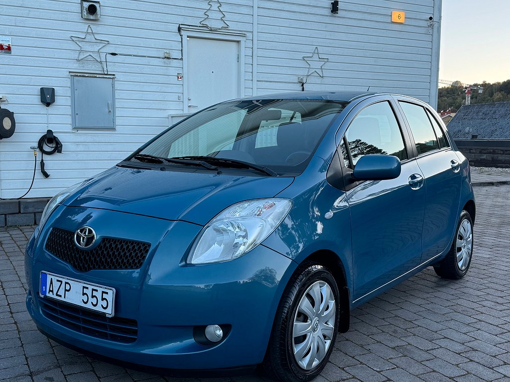 Toyota Yaris 5-dörrar 1.3 VVT-i, Kamkedja,OBS 16000 Mil,Fin Bil