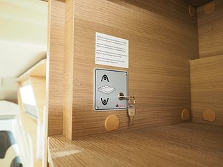 Husbil-halvintegrerad Elnagh T-loft 531 23 av 26