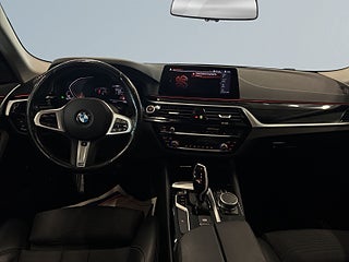 BMW 520d xDrive Touring S&V-hjul/Drag/Cockpit/Navi/Carplay/Drag