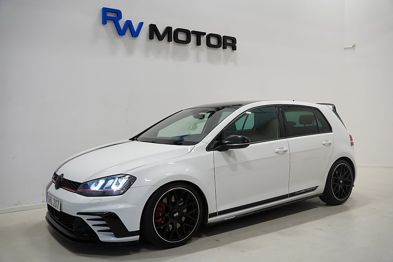 Halvkombi Volkswagen Golf 1 av 25