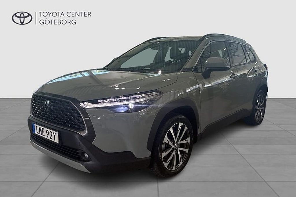 Toyota Corolla Cross COROLLA CROSS 2,0 HYBRID AWD-I STYLE...