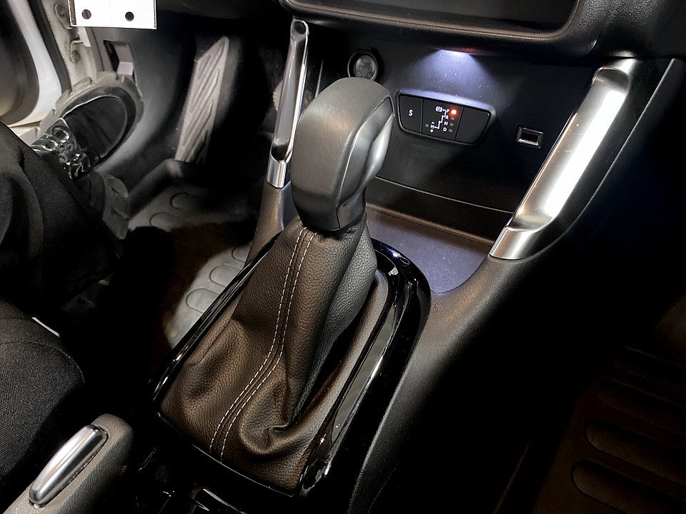 Bild på Citroën C3 Aircross Shine 1.2 PT 130hk Aut - CARPLAY