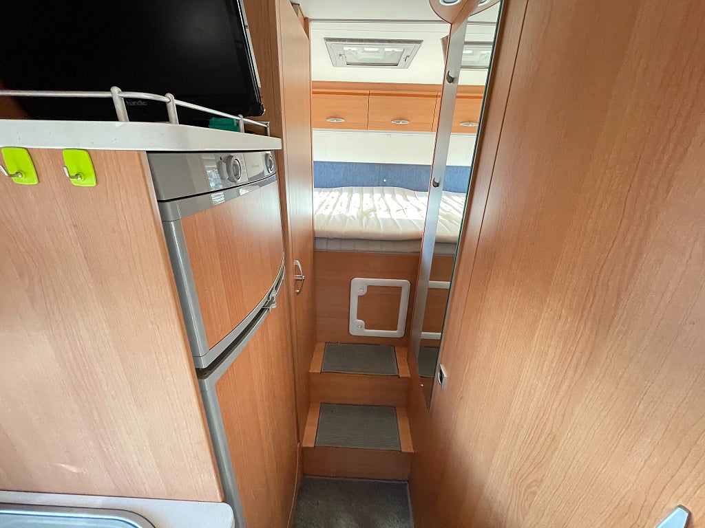 Knaus Sun TI 650 /Dubbla batterier/Fint skick/Kamera/Stödben/4 bältad - Knaus